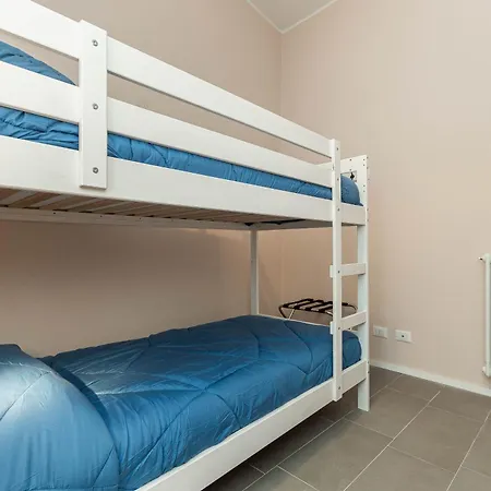 Apartment Fronte Castello - Centro Citta *